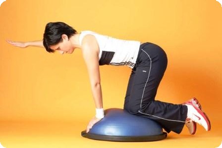 bosu_balance_trainer_slon_paze_media_juicy-jpg bosu_balance_trainer_slon_paze_media_juicy-jpg